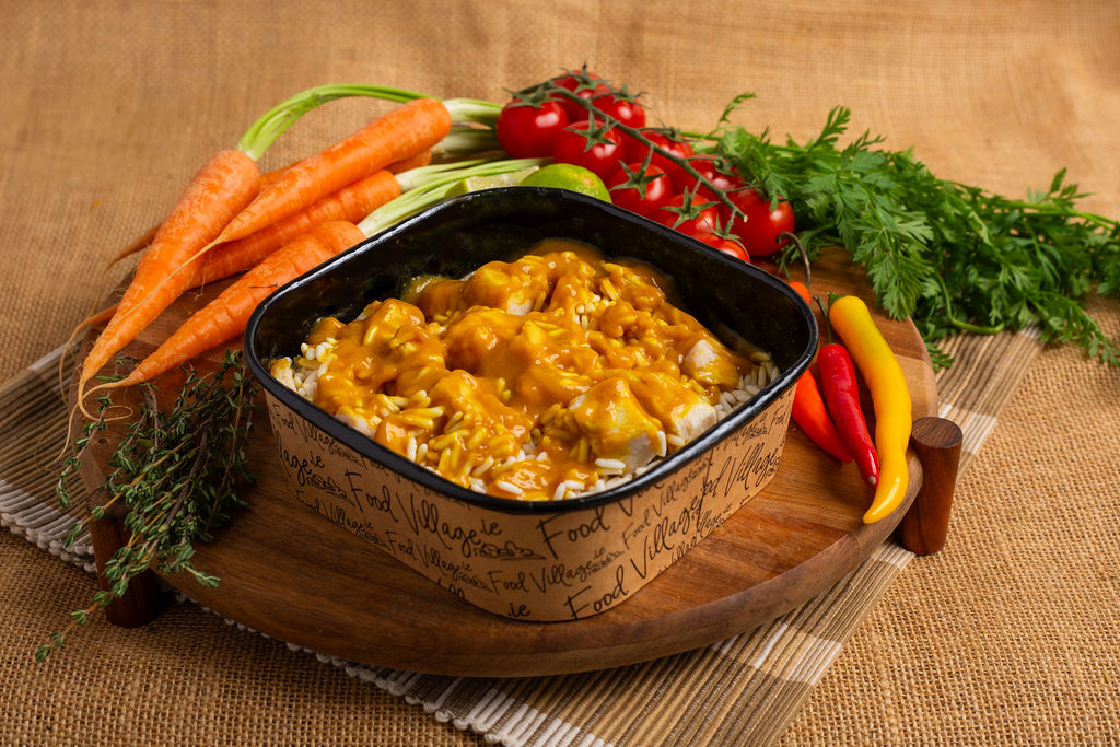 Food Village School Meals Chicken Curry served on a bed of Rice